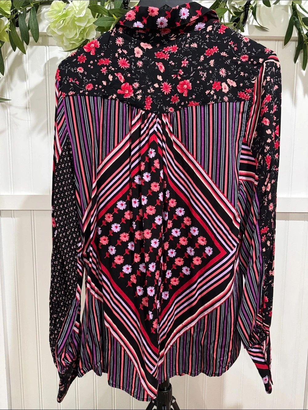#841 FREE PEOPLE Hazel Black, Red Mixed Floral & Stripe Button-Down Blouse